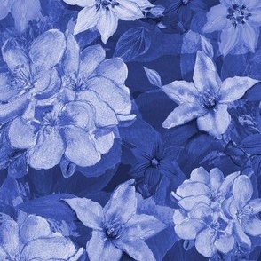 XL Clematis and apple blossom in shades of blue 