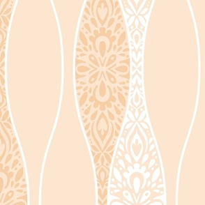 Minimally Lacy Ogee wallpaper scale
