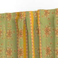 Crown Floral Motif Wallpaper Green Medium