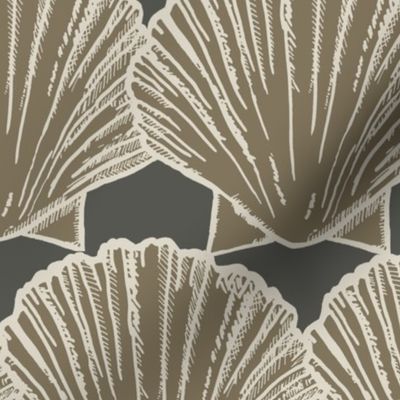 Layered Scallop Shells in Oyster White & Meadow Trail
