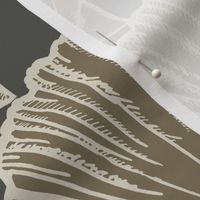 Layered Scallop Shells in Oyster White & Meadow Trail