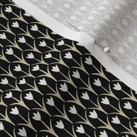 (XS) Tiny forest flowers / tulips in black, white and beige