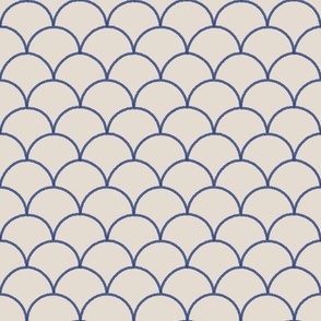 Blue scallop on cream background - small scale