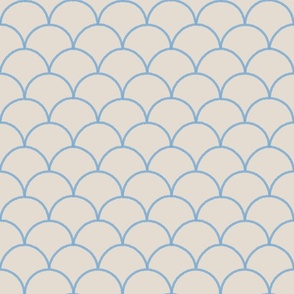 Light blue scallop on cream background - small scale