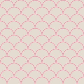 Light pink scallop on cream background - small scale