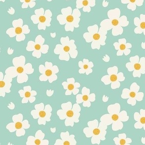 White_Floral_On_Mint