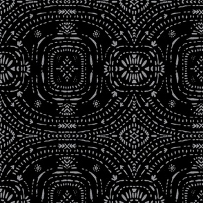 Ethernal symmetry | Black and grey