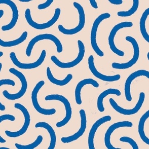 swimmingpool - hand drawn Half cirkels Yves klein blue David hockney