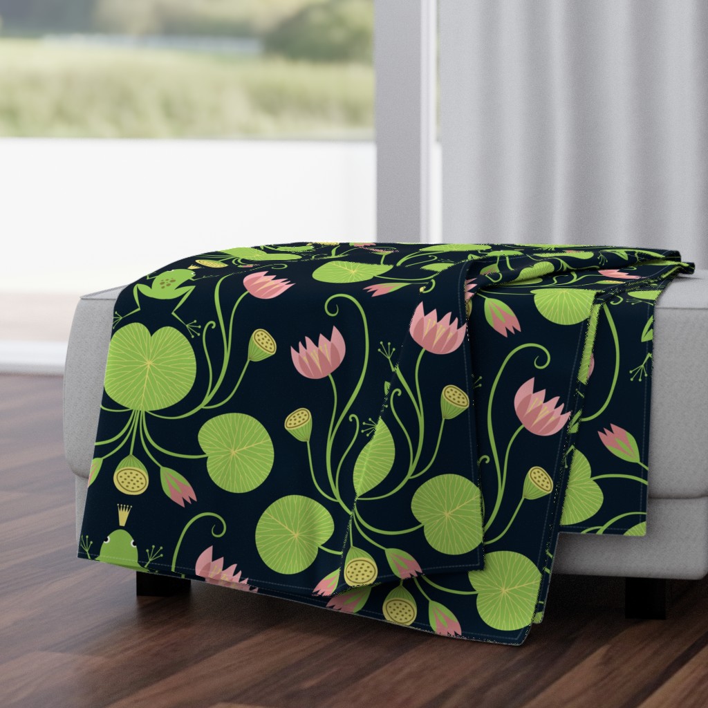 Frog Prince Damask - Large