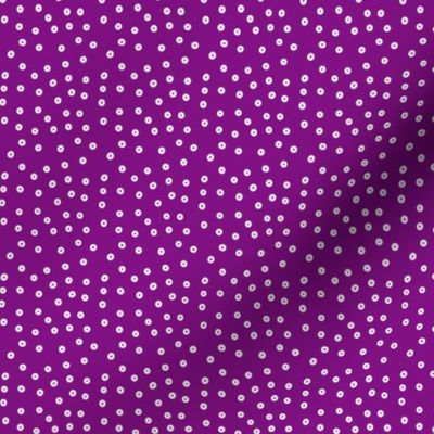Small polka dots 1