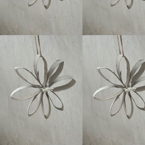 The toilet paper roll flower