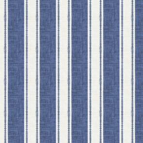 thin-thick woven stripe // true navy