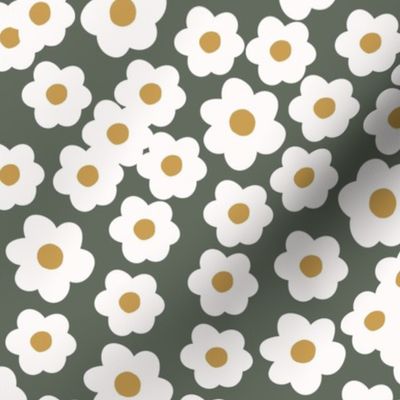 Ditsy Daisies Spring Summer Print