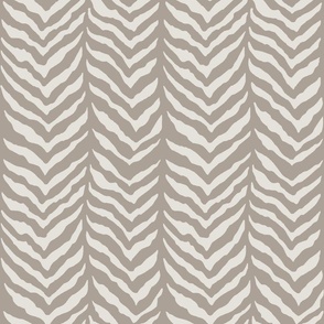 Herringbone Chevron in Mega griege and origami white