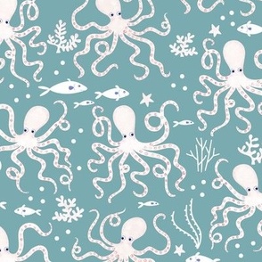 medium octopus on green