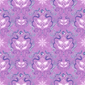Lavender Butterfly deco