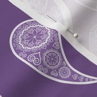 Heart Scroll Paisley in Lavender and White - HUGE