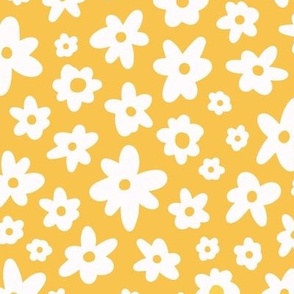 10x 12 Spring floral white daisy on yellow