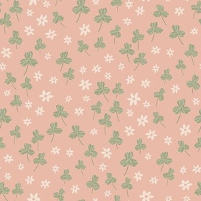 Small flower Meadow featuring daisies and clovers on blush pink, ditsy daisies