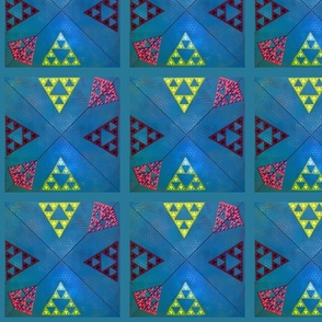 Blue Pyramid: Quiltmaker Edition