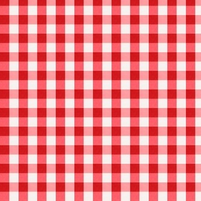 Small gingham check in candy apple red - .75