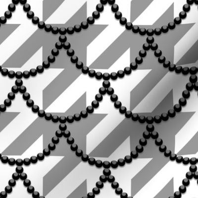 Houndstooth With Scalloped Black Pearls