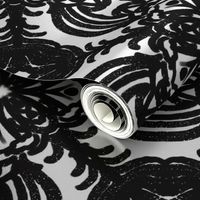 Spanish & Taino Floral Tile: Black & White, Medium