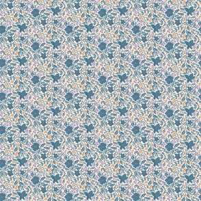 Traditional Trailing Floral Cream and Royale Blue_Small