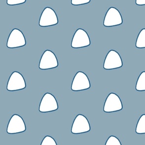 8" rep triangle white blue dots