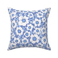 Pretty posies floral in French blue - large - 10.5