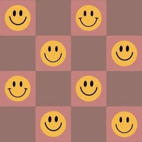 Smiley faces (neutral pink checkerboard)