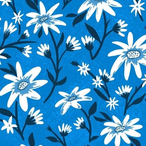 Blueness bliss floral wallpaper scale