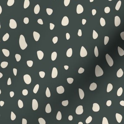 (M) Irregular Abstract Polka Dot Animal Print