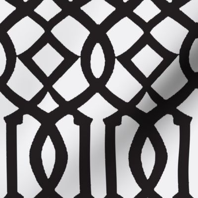 Imperial Trellis-Black Reverse-Large