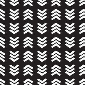 Chevron Arrows Black, Medium Scale