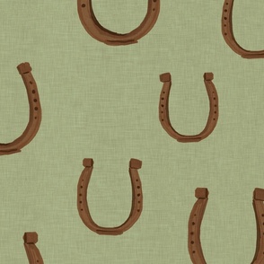 Lucky horse shoe pattern on green