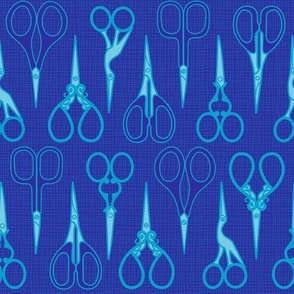 M - Sewing scissors – Blue – Vintage craft room needlework embroidery and dressmaking sheers