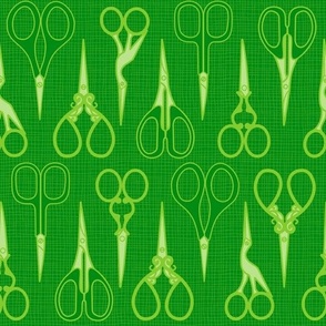 M - Sewing scissors – Green – Vintage craft room needlework embroidery and dressmaking sheers