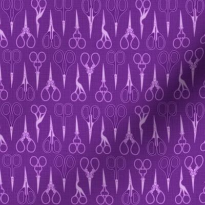 S - Sewing scissors – Purple – Vintage craft room needlework embroidery and dressmaking sheers