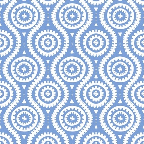 minimal medallion/cornflower blue