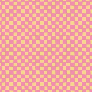 Wonky Checkered Retro Pink & Yellow - Medium Scale