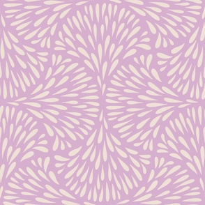 Cream white drops on pastel lilac | Scallop, fan of water drops, geometric playful ogee
