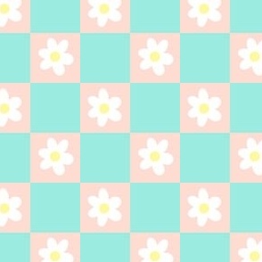 Checkered Spring Daisy Print