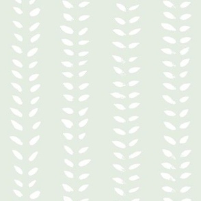 M Growing Silversage Green and White warm minimalism - Medium G E5EDE2
