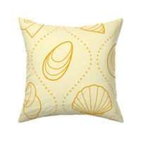 L - Wavy Shell Stripes – Yellow Sand – Soft Stripe Coastal Seaside Sea Shells