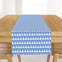Hand-drawn Triangle Horizontal Stripes in Cornflower Blue and White
