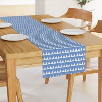 Hand-drawn Triangle Horizontal Stripes in Cornflower Blue and White