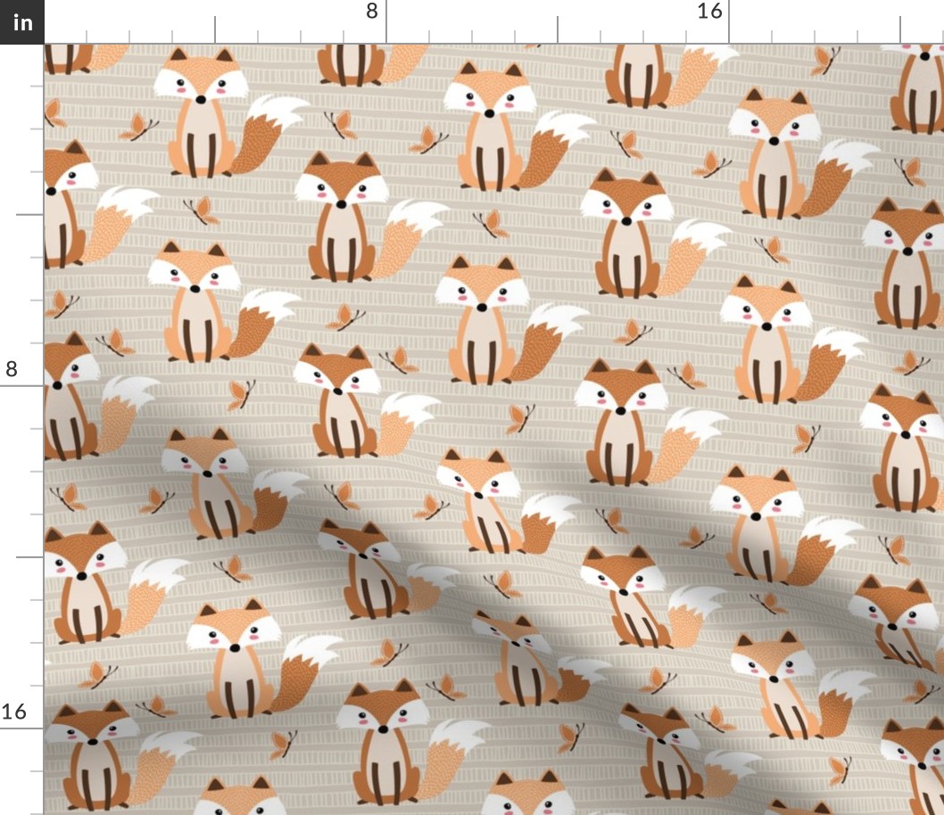 Fox and Butterfly (oyster beige) SMALL