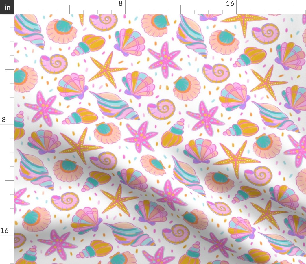 Colourful seashells - multi colour - summer/beach pattern 