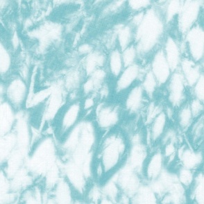 (L) Shibori dyed with the blues of the sea, Pool